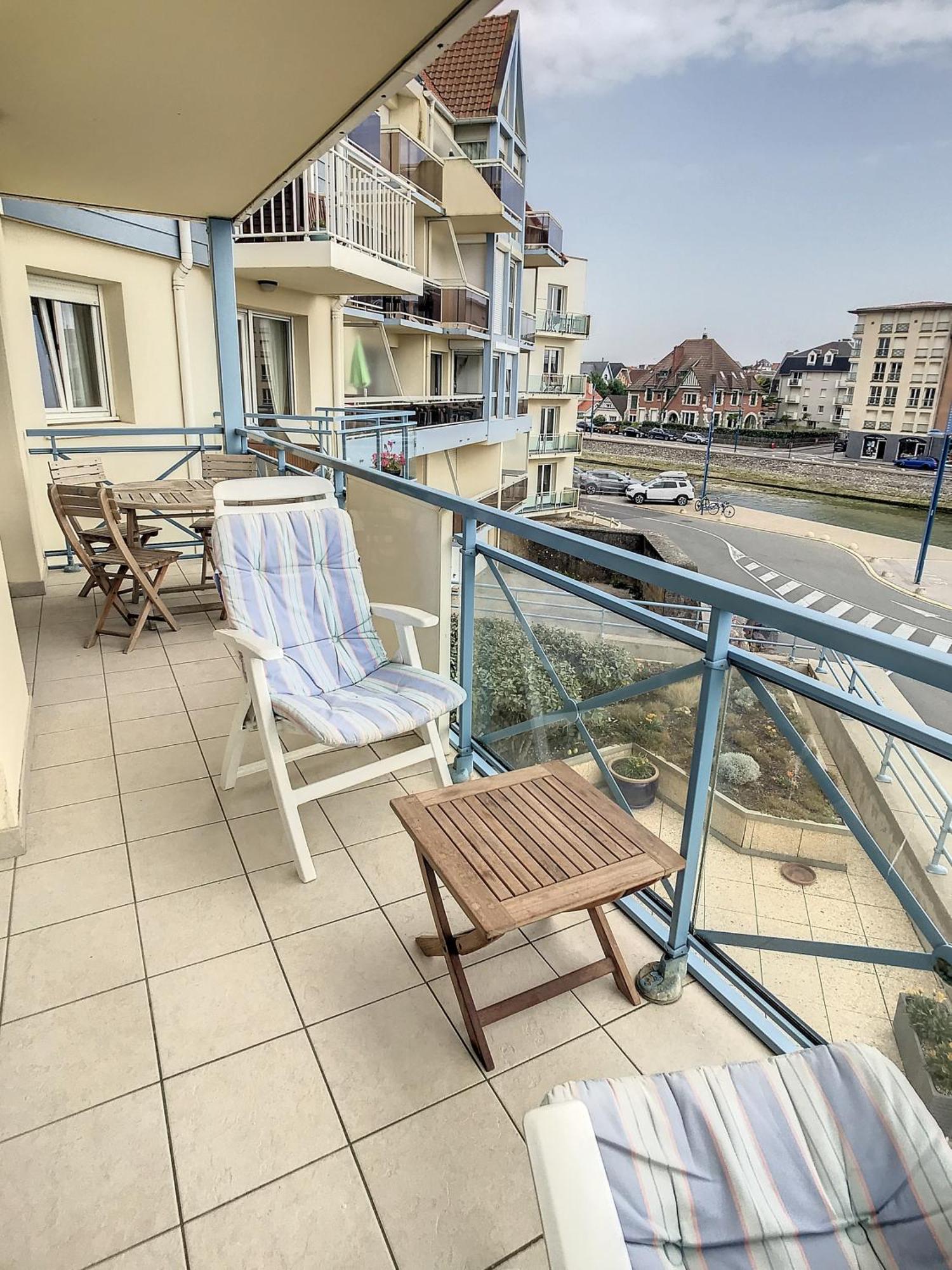 Fleur De Sel Appartement Face A La Mer Wimereux Exterior photo