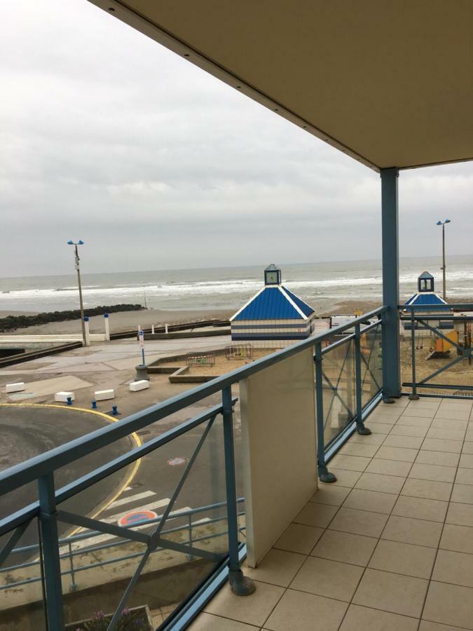 Fleur De Sel Appartement Face A La Mer Wimereux Exterior photo