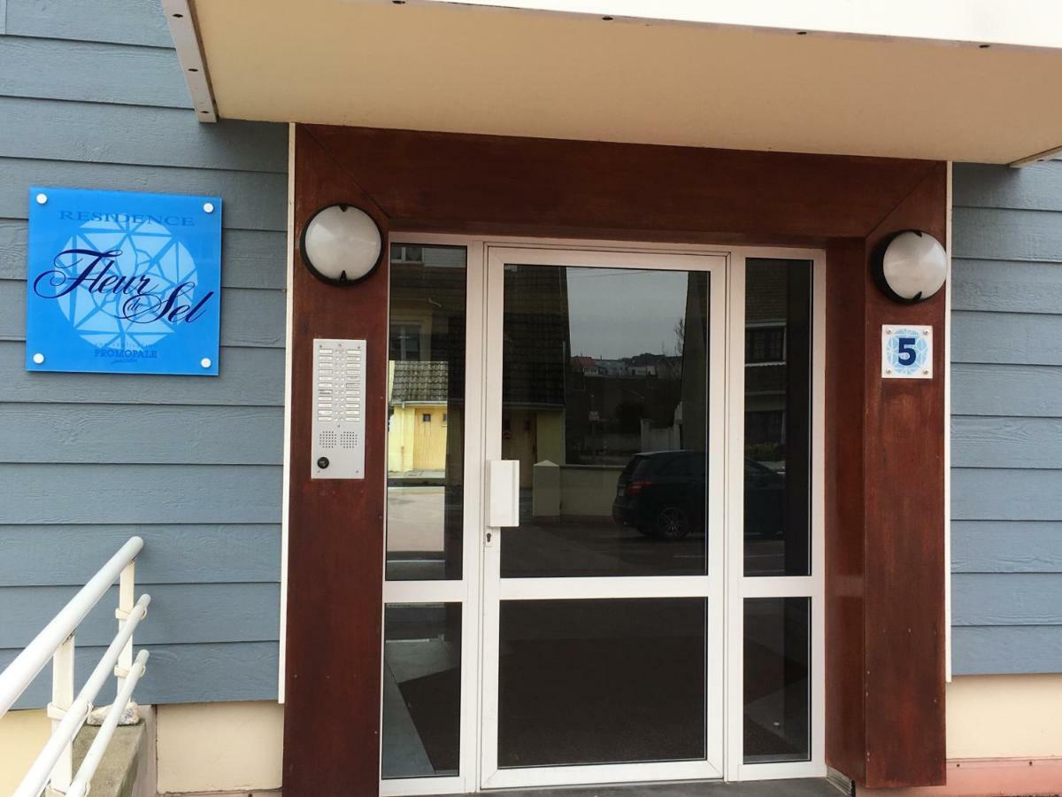 Fleur De Sel Appartement Face A La Mer Wimereux Exterior photo